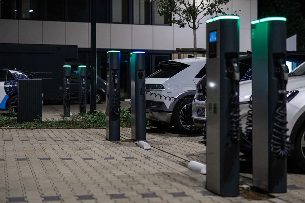 oms pruefservice oms e mobility ladestation charging station technagon 2024 02 min oms pruefservice oms e mobility ladestation charging station technagon 2024 02 min